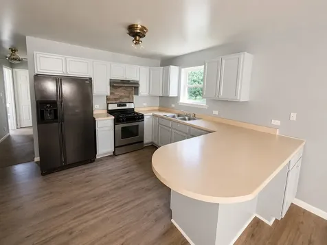 1712 11TH Street Waukegan IL 60085