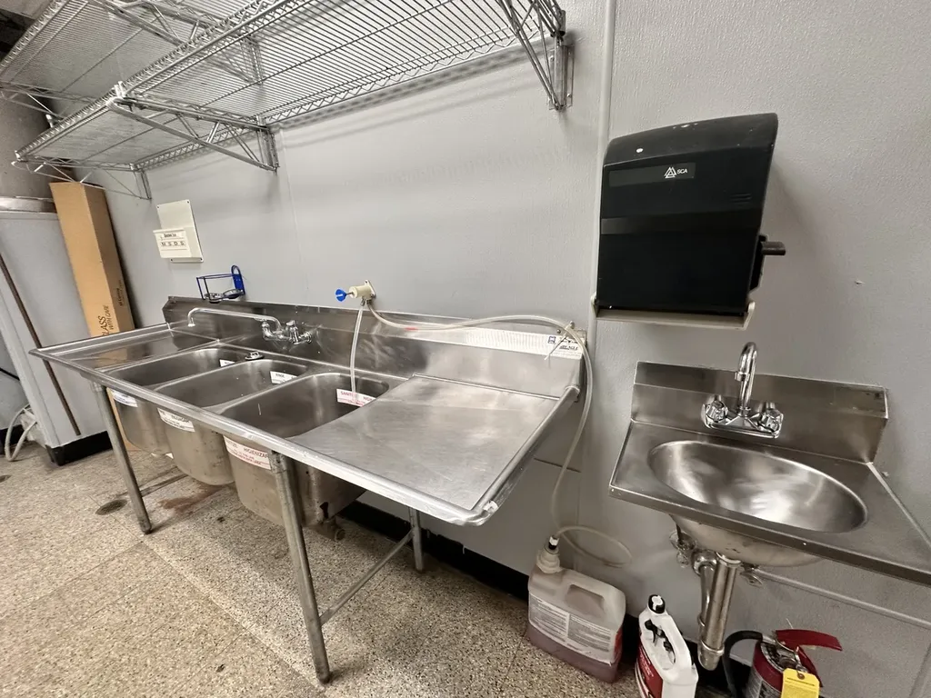10648 South Western Avenue Chicago IL 60643