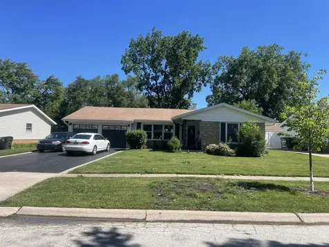 260 Pleasant Drive Elk Grove Village IL 60007