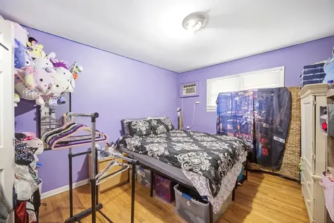 1105 Holiday Lane Des Plaines IL 60016