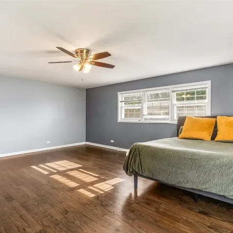 40233 North Lakeview Avenue Antioch IL 60002