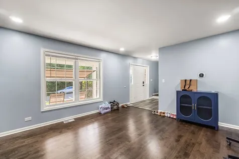 40233 North Lakeview Avenue Antioch IL 60002