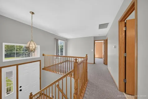 340 New Haven Drive Cary IL 60013