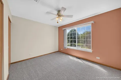 340 New Haven Drive Cary IL 60013