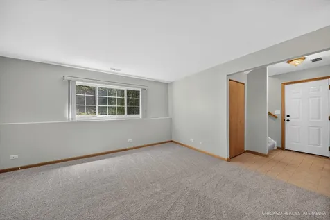 340 New Haven Drive Cary IL 60013