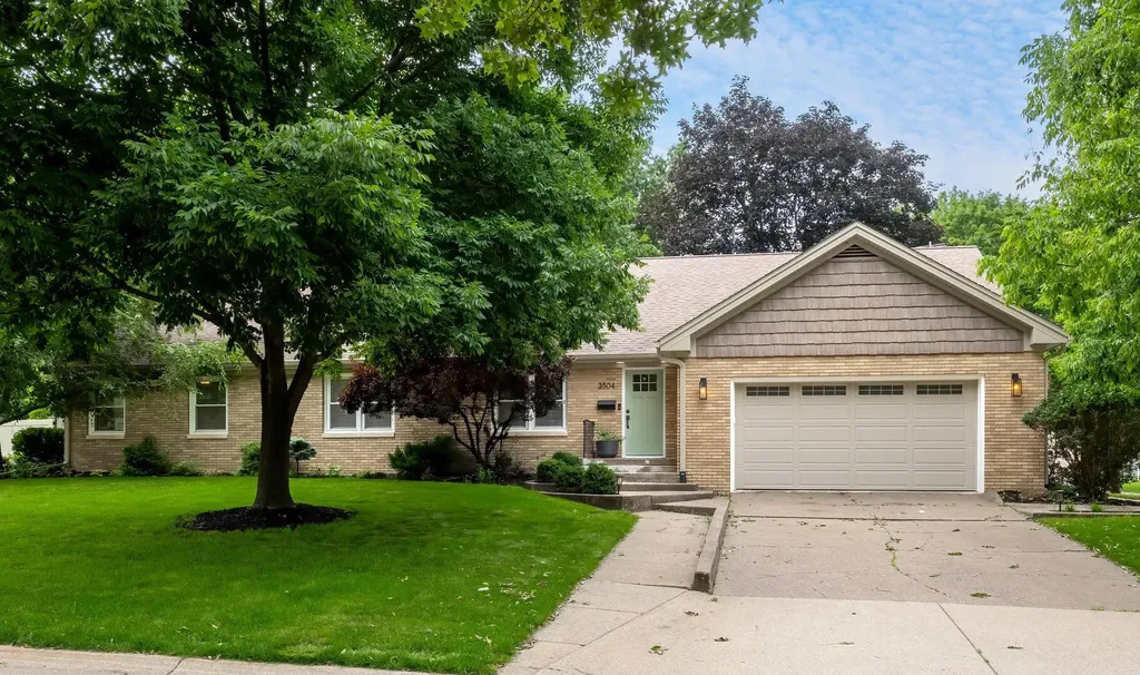 3504 26TH Avenue Moline IL 51265