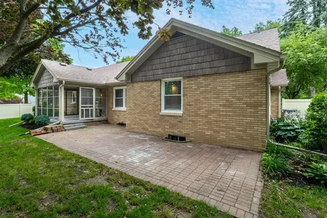 3504 26TH Avenue Moline IL 51265