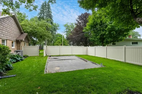 3504 26TH Avenue Moline IL 51265