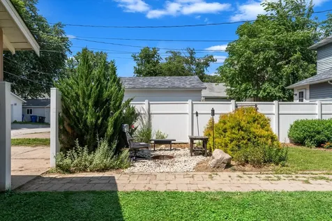 1179 26TH Street A Moline IL 61265