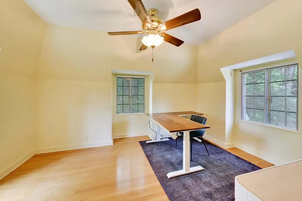 8844 South Pleasant Avenue Chicago IL 60643