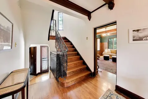 8844 South Pleasant Avenue Chicago IL 60643
