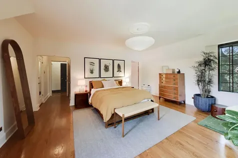 8844 South Pleasant Avenue Chicago IL 60643