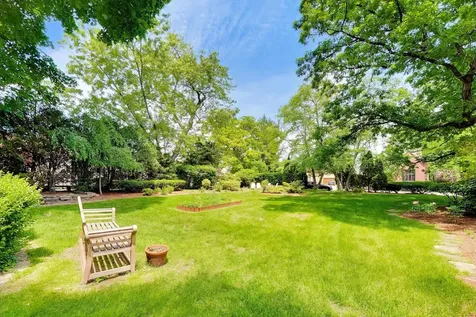 8844 South Pleasant Avenue Chicago IL 60643