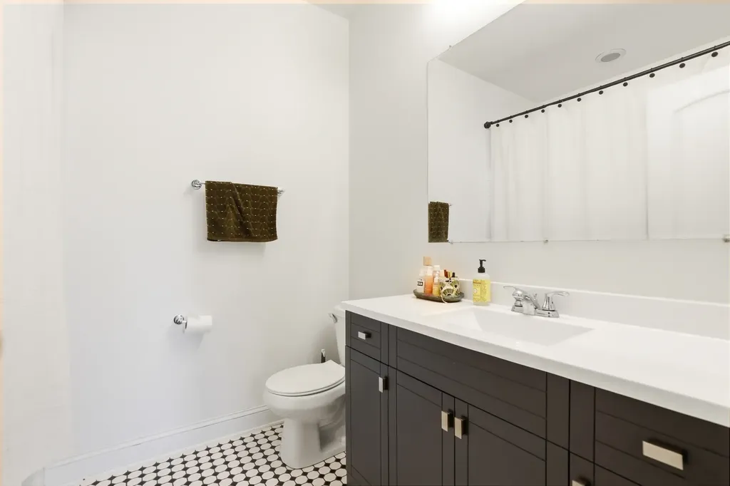11148 South Kedzie Avenue Chicago IL 60655