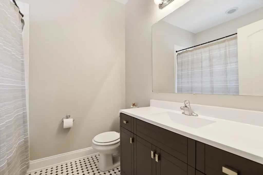 11148 South Kedzie Avenue Chicago IL 60655