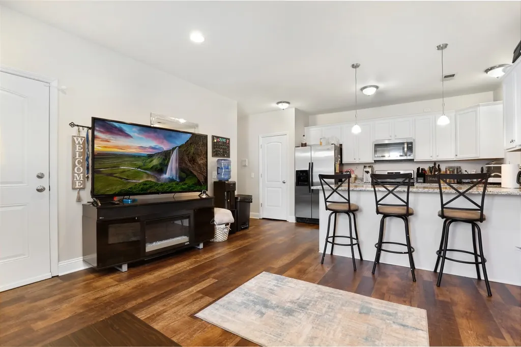 11148 South Kedzie Avenue Chicago IL 60655