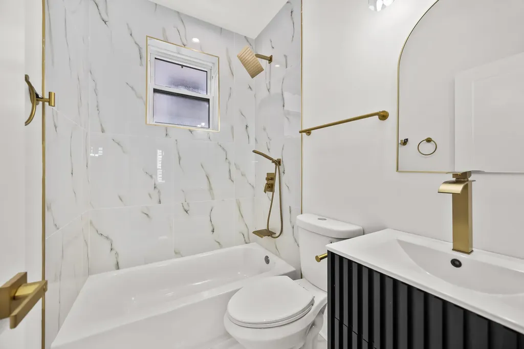 5310 South Wood Street Chicago IL 60609