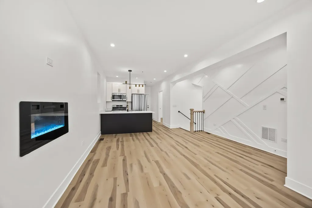 5310 South Wood Street Chicago IL 60609