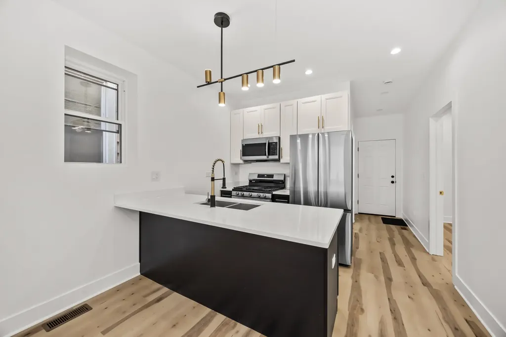 5310 South Wood Street Chicago IL 60609