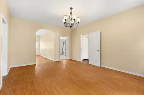 908 North Otter Creek Road Streator IL 61364
