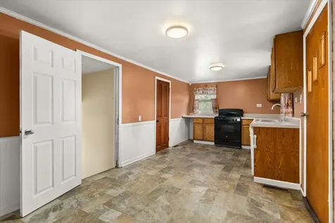 908 North Otter Creek Road Streator IL 61364
