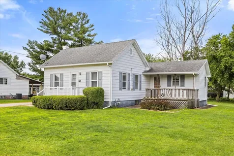 908 North Otter Creek Road Streator IL 61364