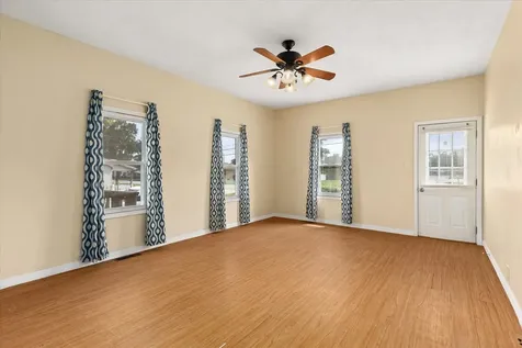 908 North Otter Creek Road Streator IL 61364