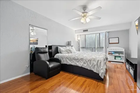 3700 Capri Court Glenview IL 60025