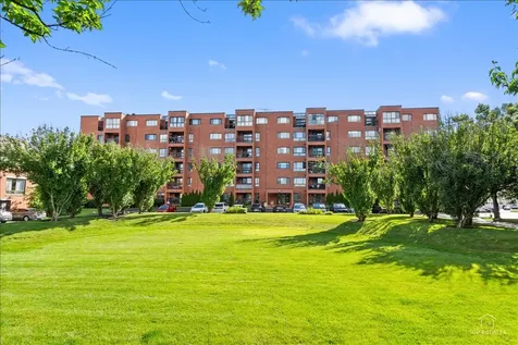 3700 Capri Court Glenview IL 60025
