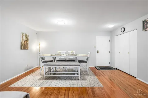 3700 Capri Court Glenview IL 60025