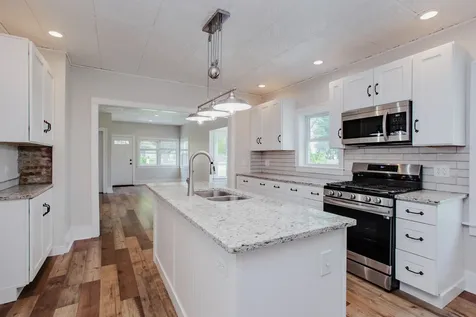 22W724 Saint Charles Road Glen Ellyn IL 60137