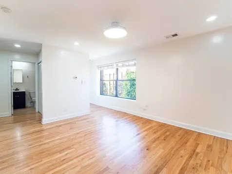 1059 West Foster Avenue Chicago IL 60640
