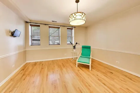 6253 North Magnolia Avenue Chicago IL 60660