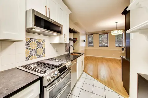 6253 North Magnolia Avenue Chicago IL 60660