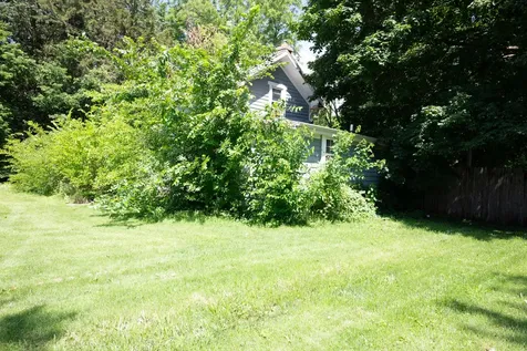 210 East Miller Avenue Hinckley IL 60520