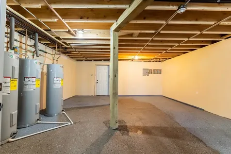 1421 East 69th Place Chicago IL 60637