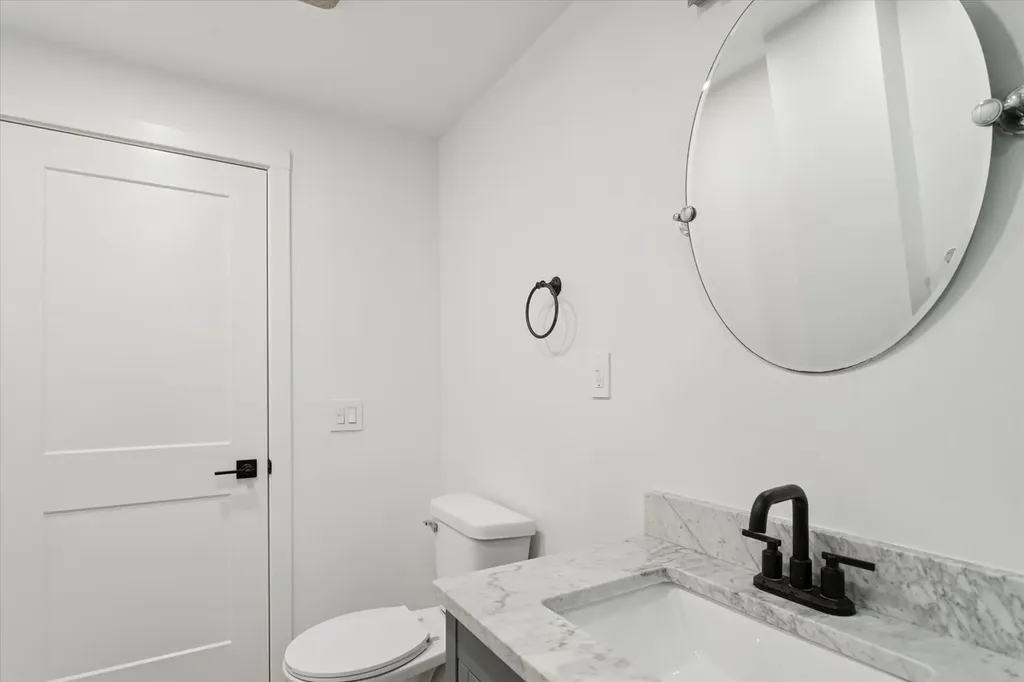 8952 South Aberdeen Street Chicago IL 60620