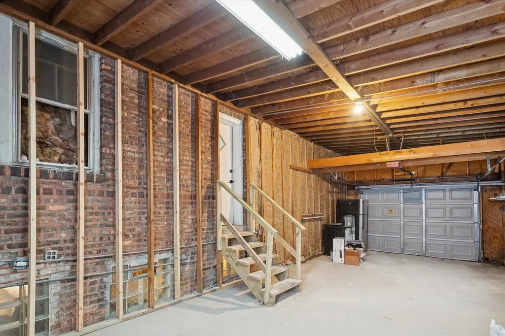 8952 South Aberdeen Street Chicago IL 60620
