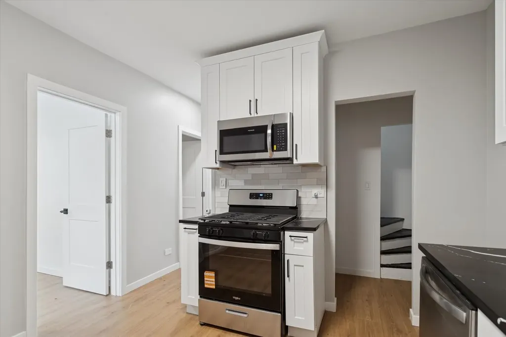 8952 South Aberdeen Street Chicago IL 60620