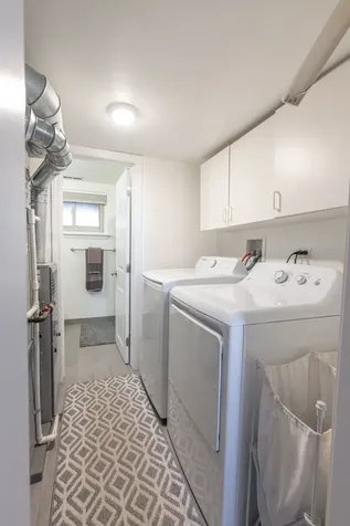 2 Oakwood Drive Elk Grove Village IL 60007
