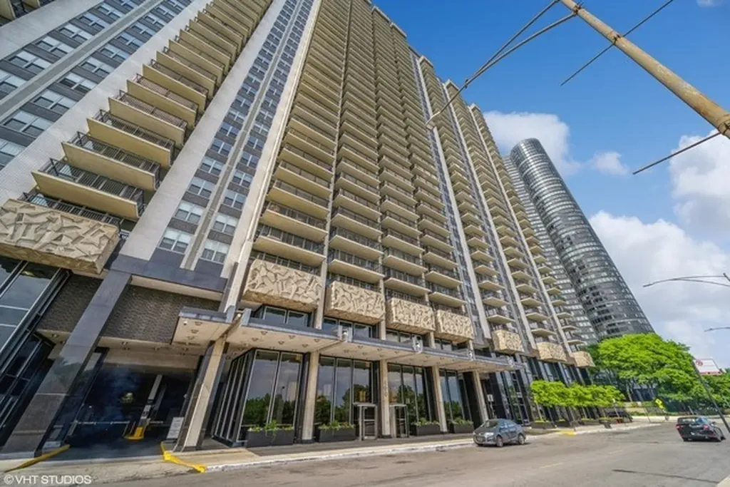 400 East Randolph Street Chicago IL 60601