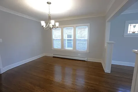 4950 West Kamerling Avenue Chicago IL 60651
