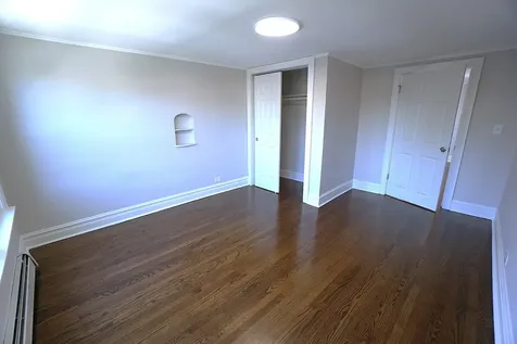 4950 West Kamerling Avenue Chicago IL 60651