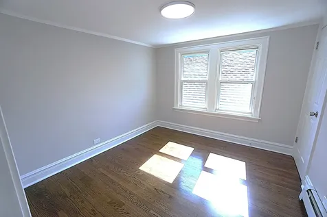 4950 West Kamerling Avenue Chicago IL 60651