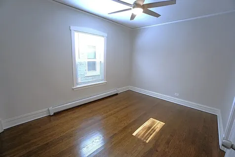 4950 West Kamerling Avenue Chicago IL 60651
