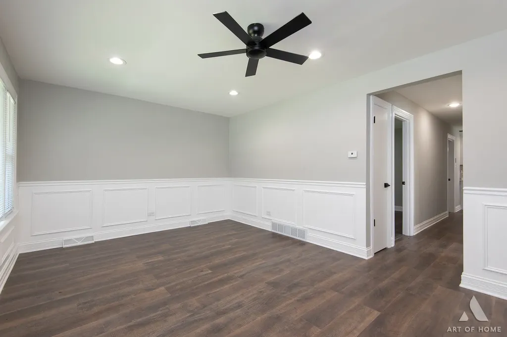 7737 South Champlain Avenue Chicago IL 60619