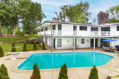 312 Ridge Road Barrington Hills IL 60010