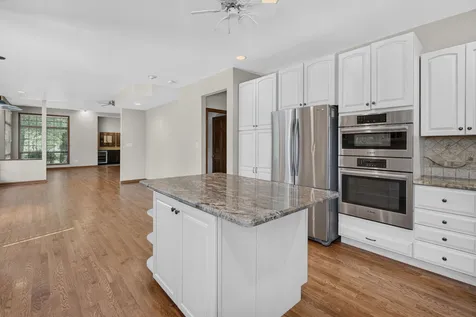 604 Hampton Court Shorewood IL 60404