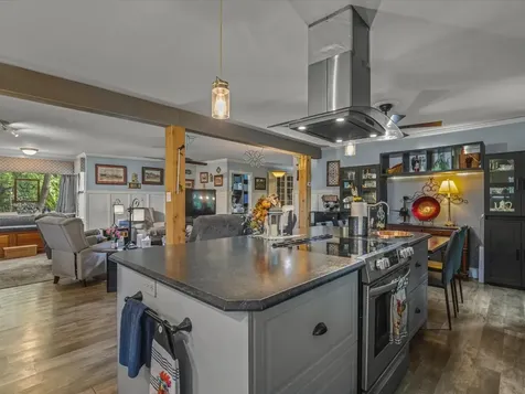 3503 South Ebys Mill Road Elizabeth IL 61028