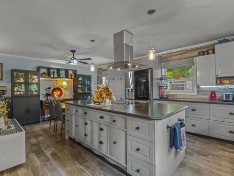 3503 South Ebys Mill Road Elizabeth IL 61028